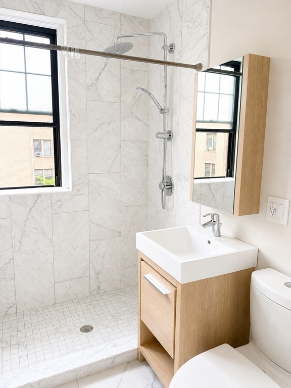 370 Chestnut Hill Ave # 34