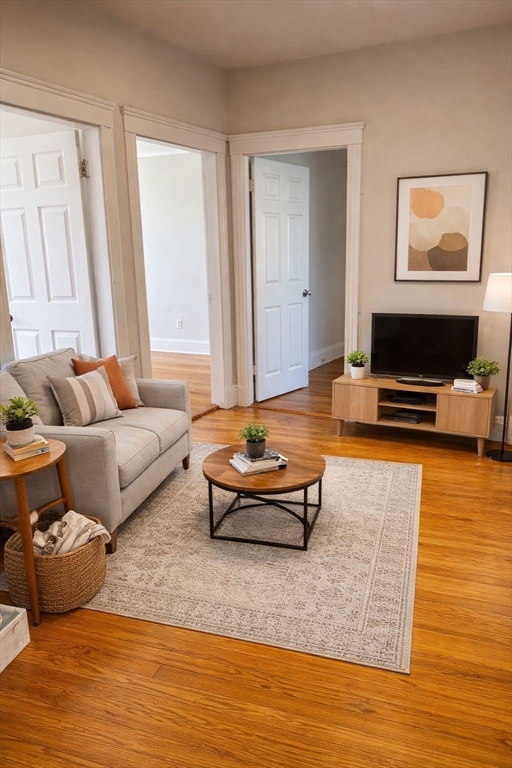 370 Chestnut Hill Ave # 21