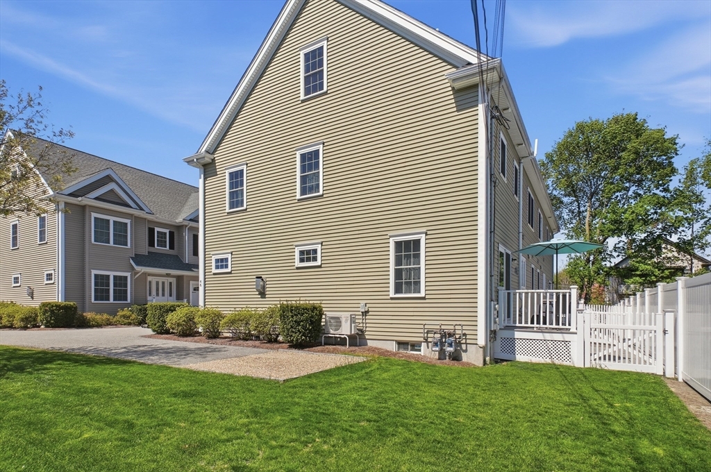 46 School Avenue # 1