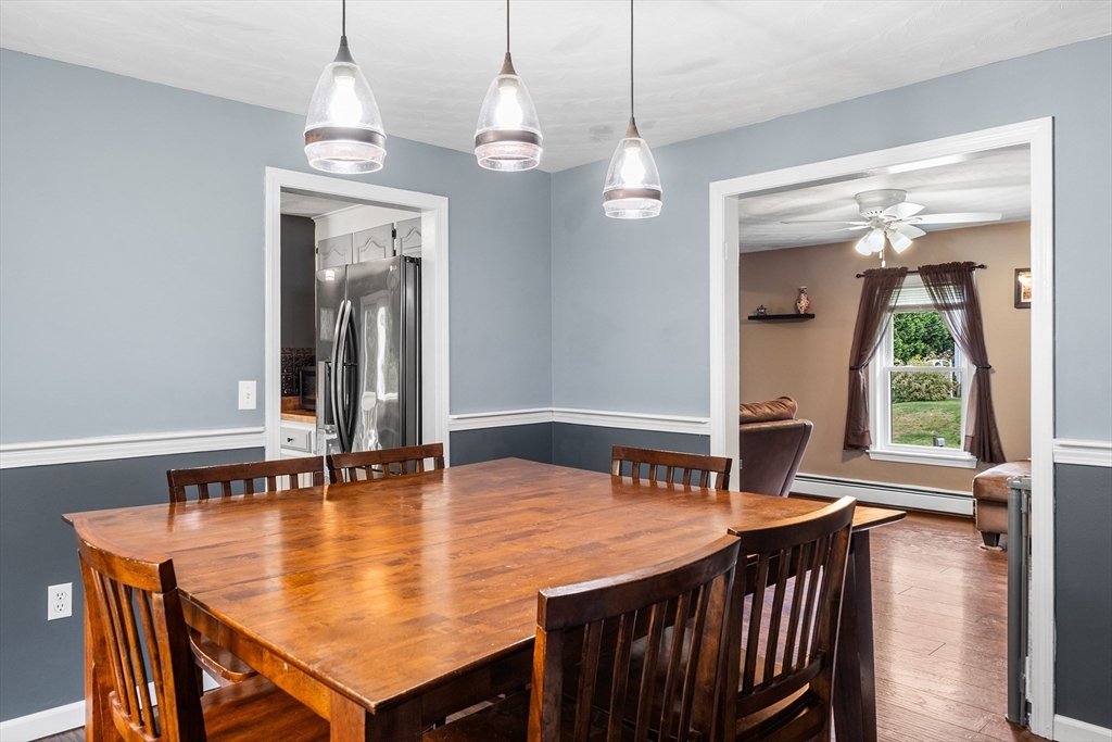 24 Lantern Ln