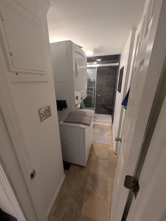 110 Lanark Rd. # 15