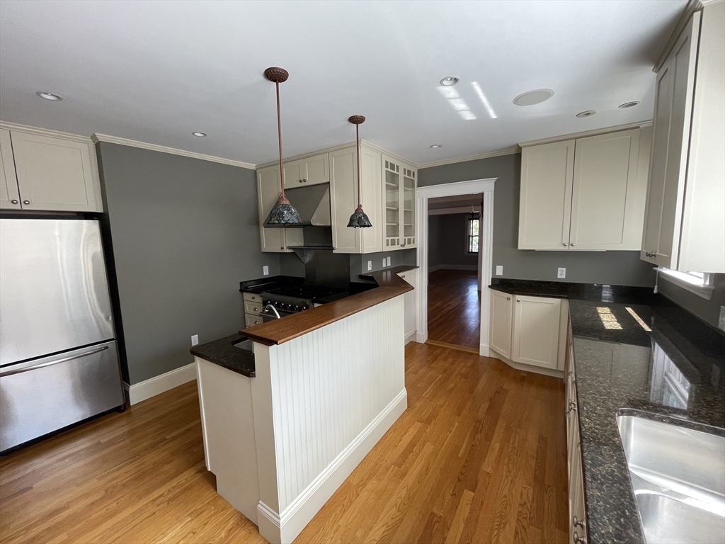 36 Gerald Rd # 2