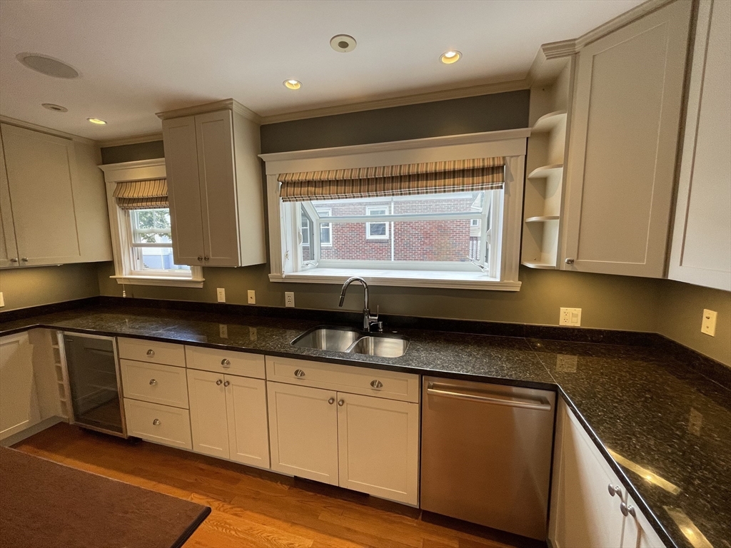 36 Gerald Rd # 2