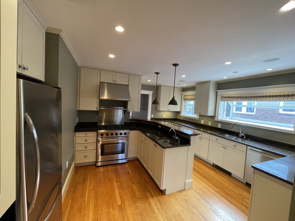36 Gerald Rd # 2