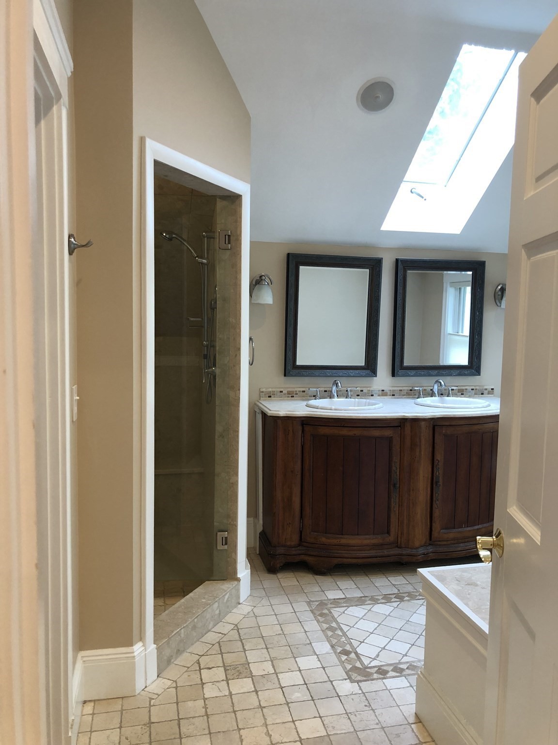36 Gerald Rd # 3