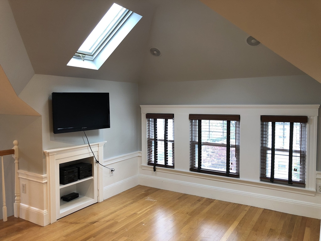 36 Gerald Rd # 3
