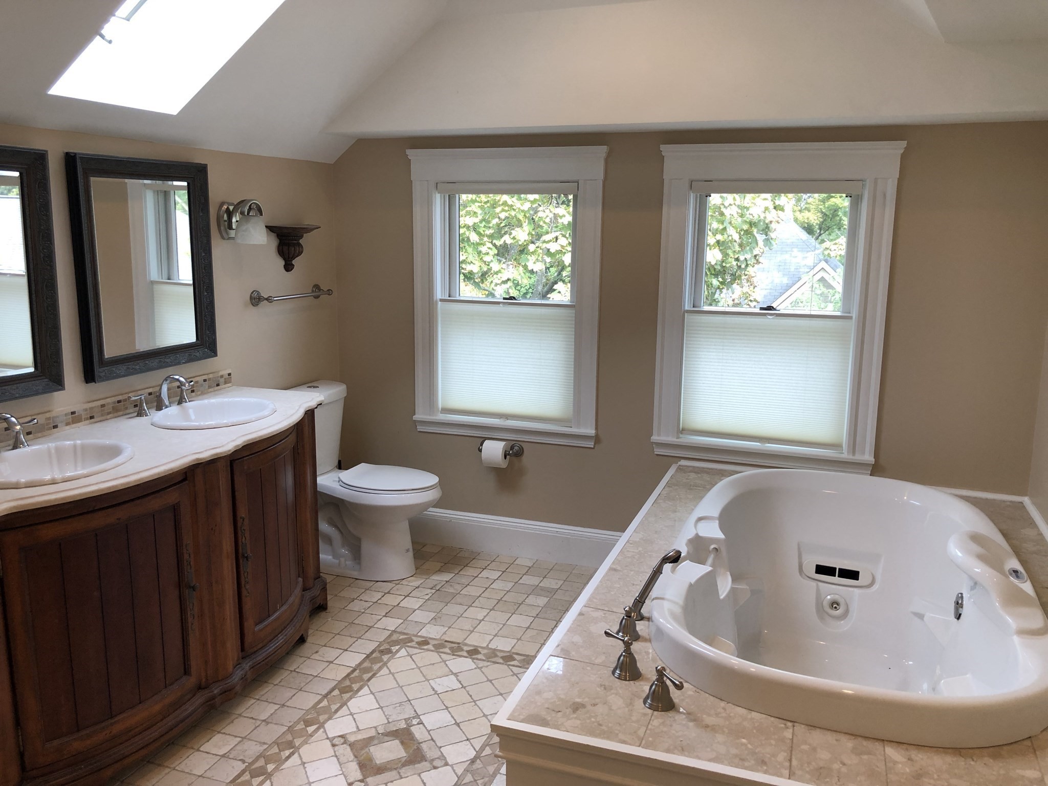 36 Gerald Rd # 3