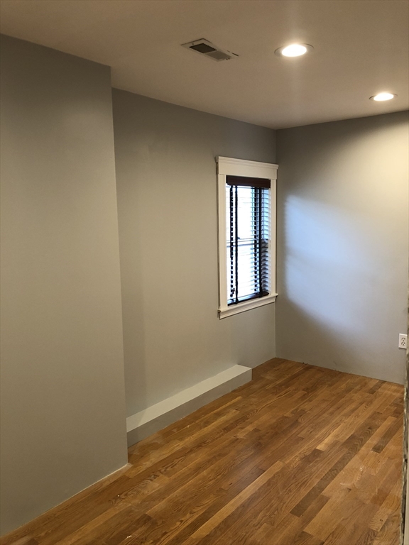 36 Gerald Rd # 3