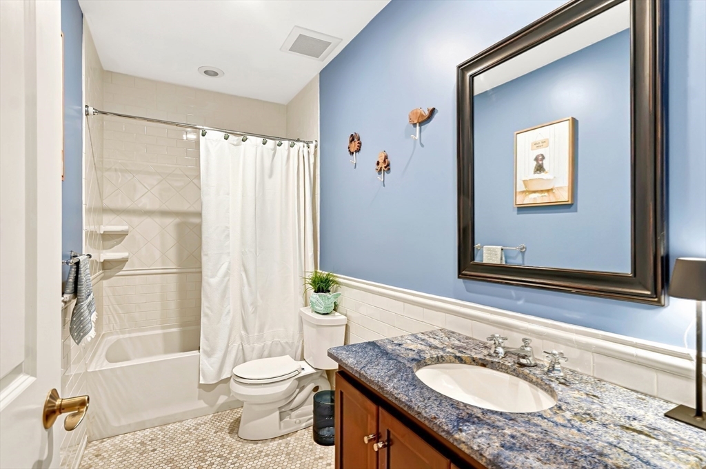 221 Worcester Lane # 6