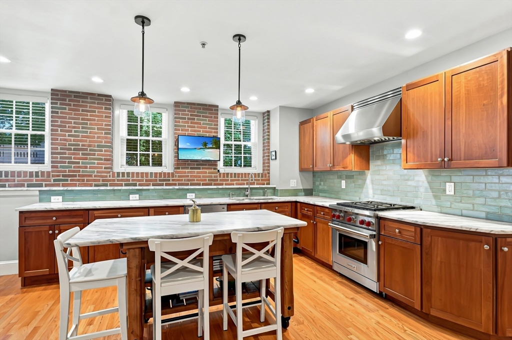 221 Worcester Lane # 6