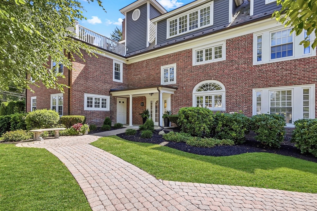 221 Worcester Lane # 6