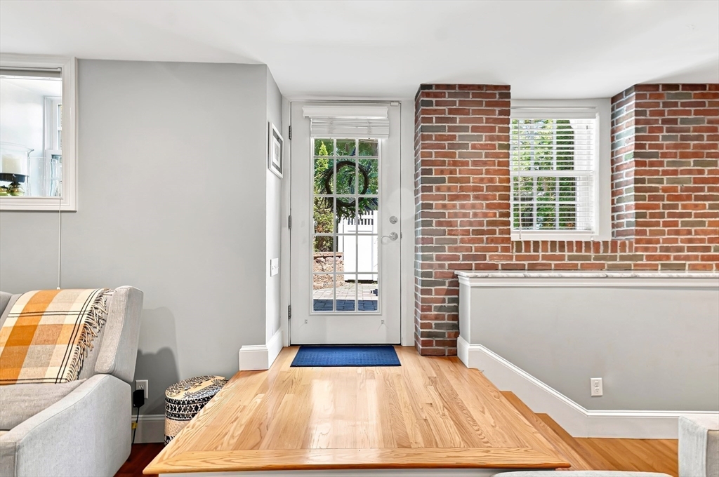 221 Worcester Lane # 6