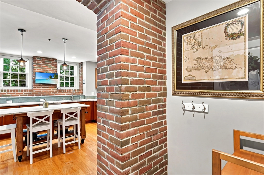 221 Worcester Lane # 6