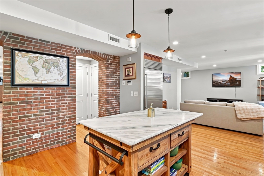 221 Worcester Lane # 6