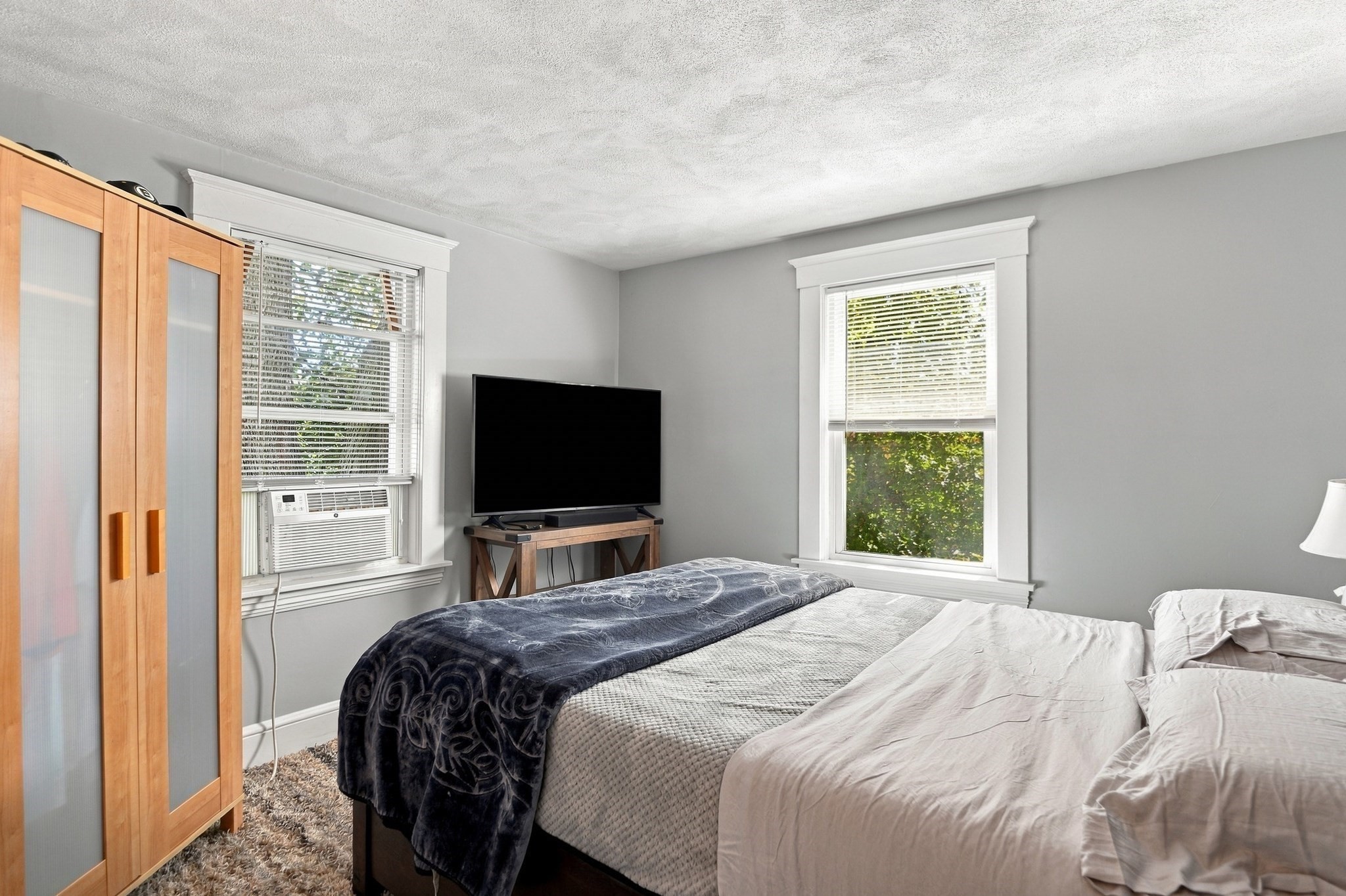 7 Bee Street # B