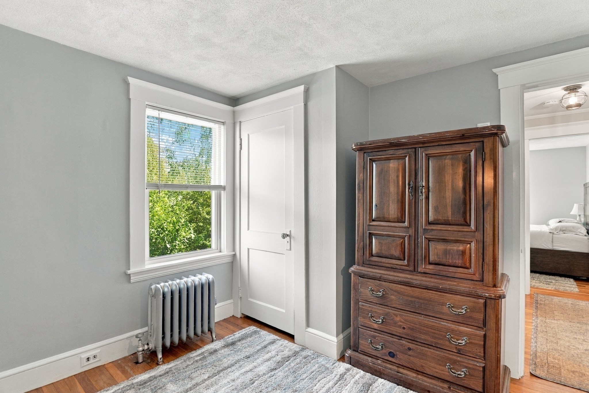 7 Bee Street # B