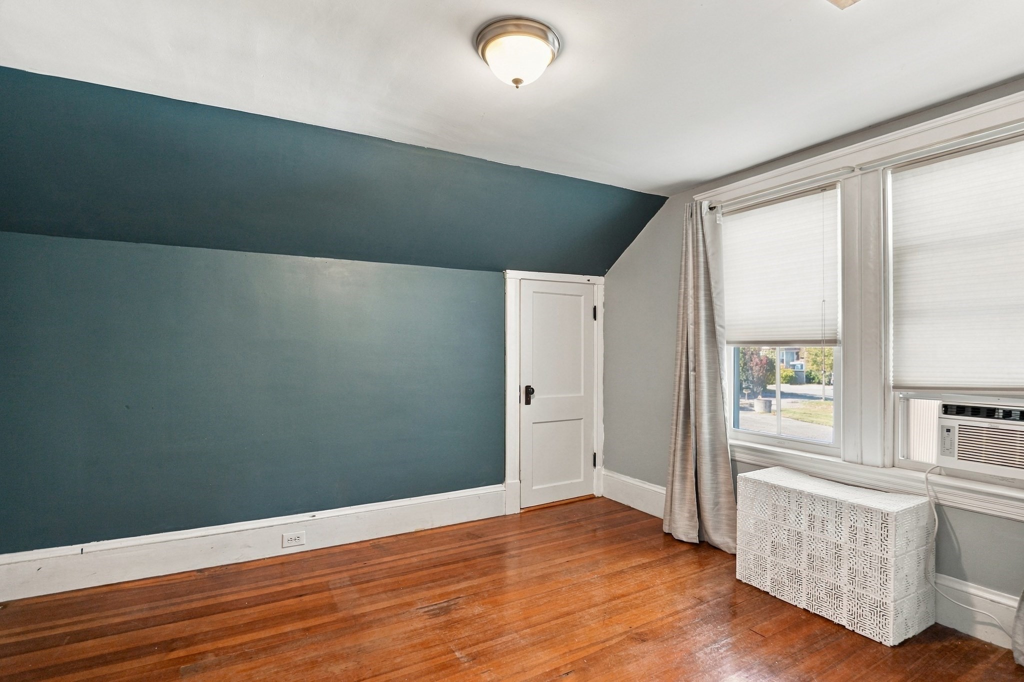 26 Locust Street