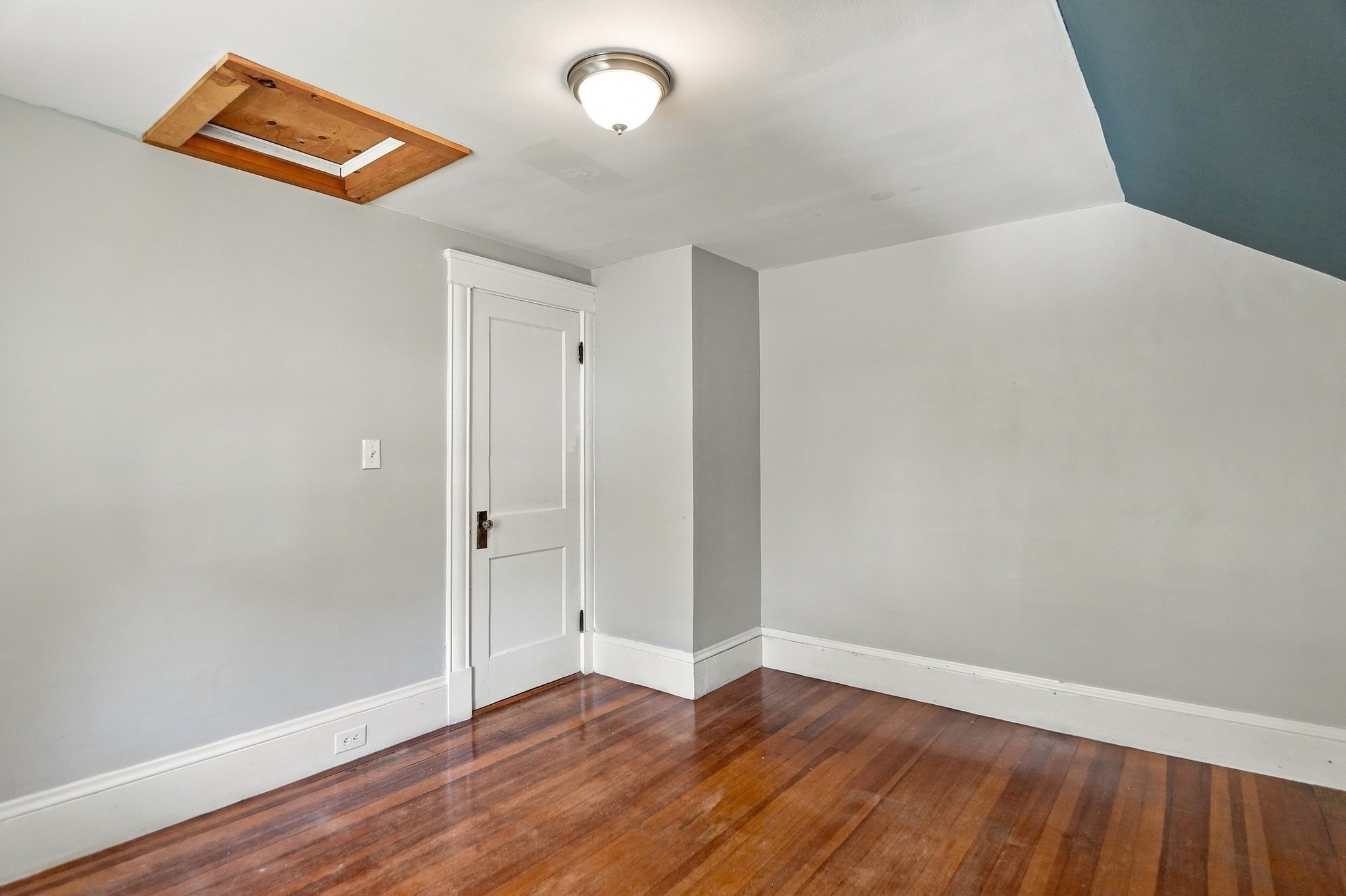26 Locust Street