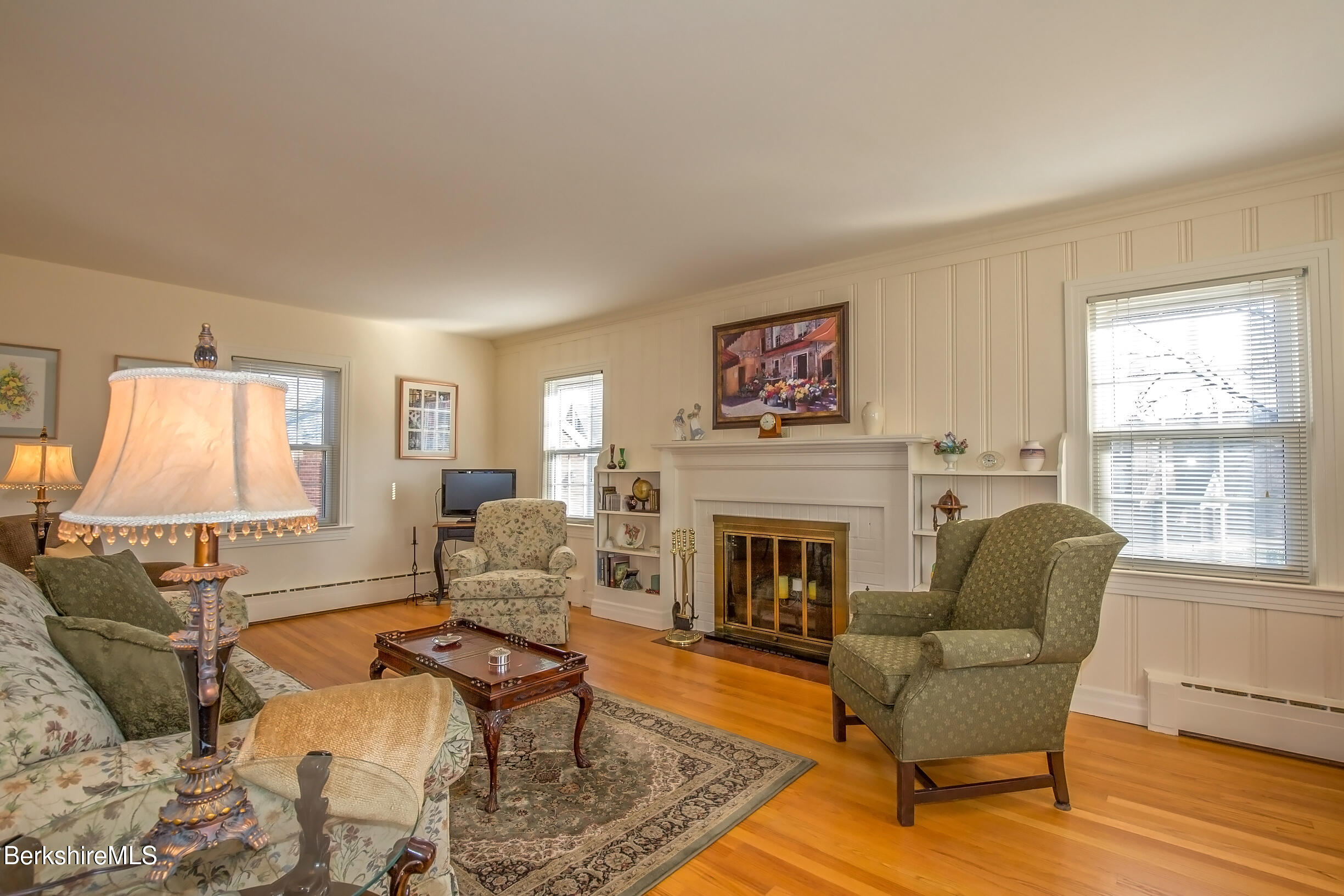 6 Margerie St