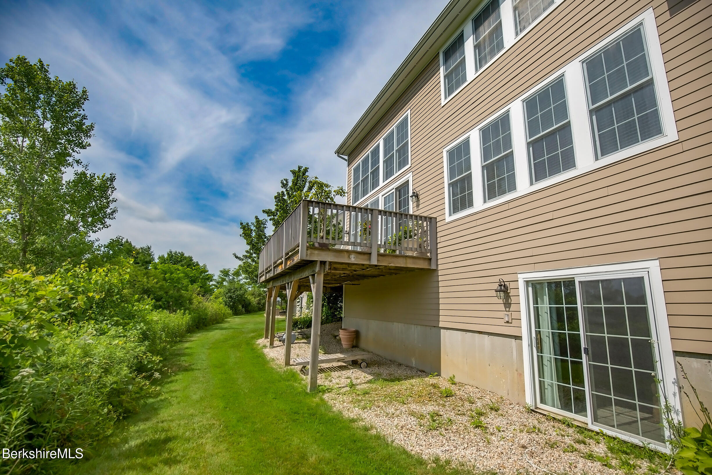 11 Blossom Hill