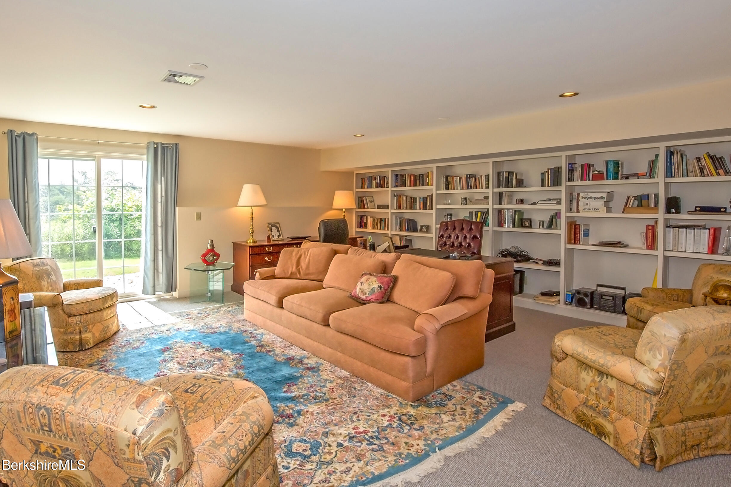 11 Blossom Hill