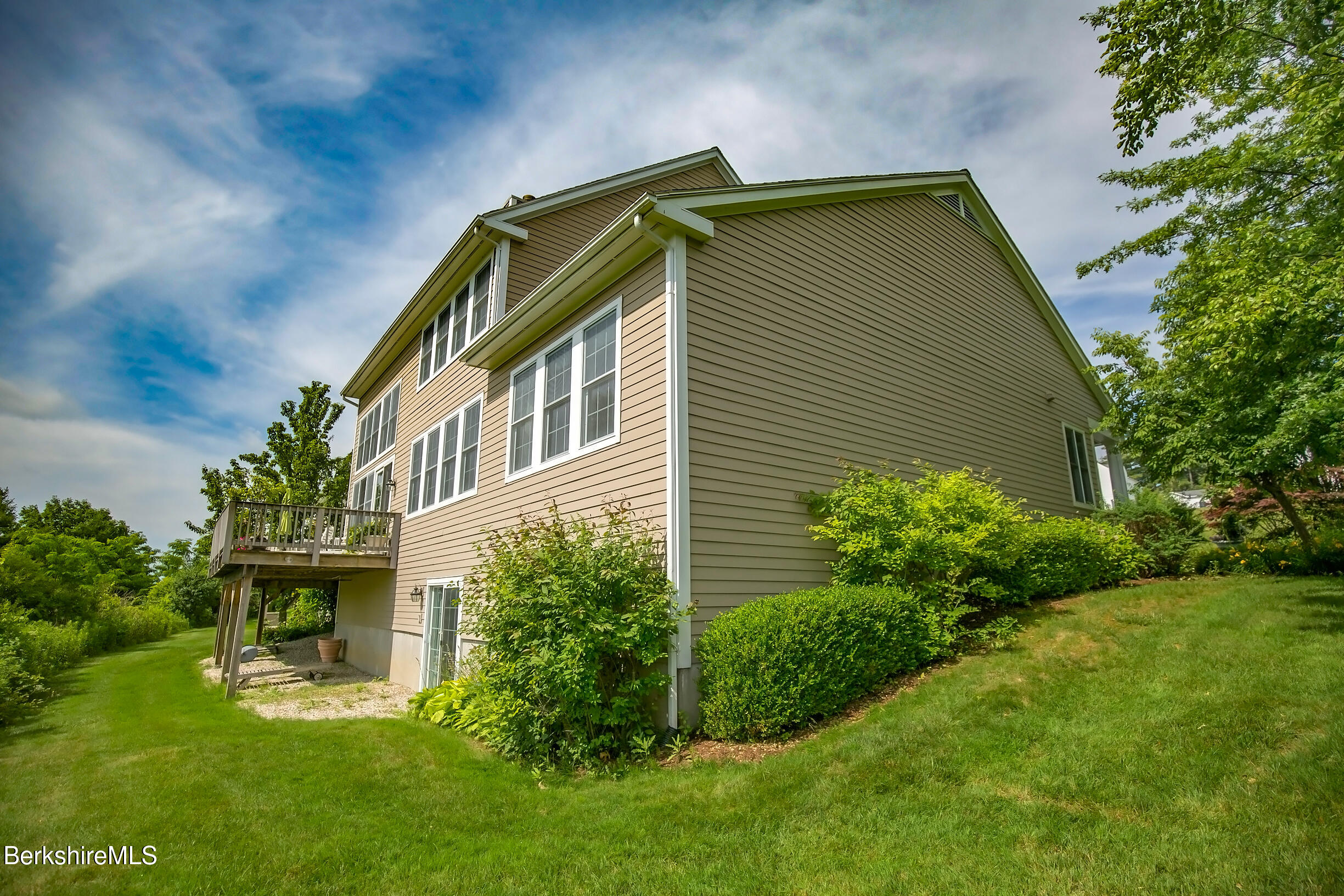 11 Blossom Hill