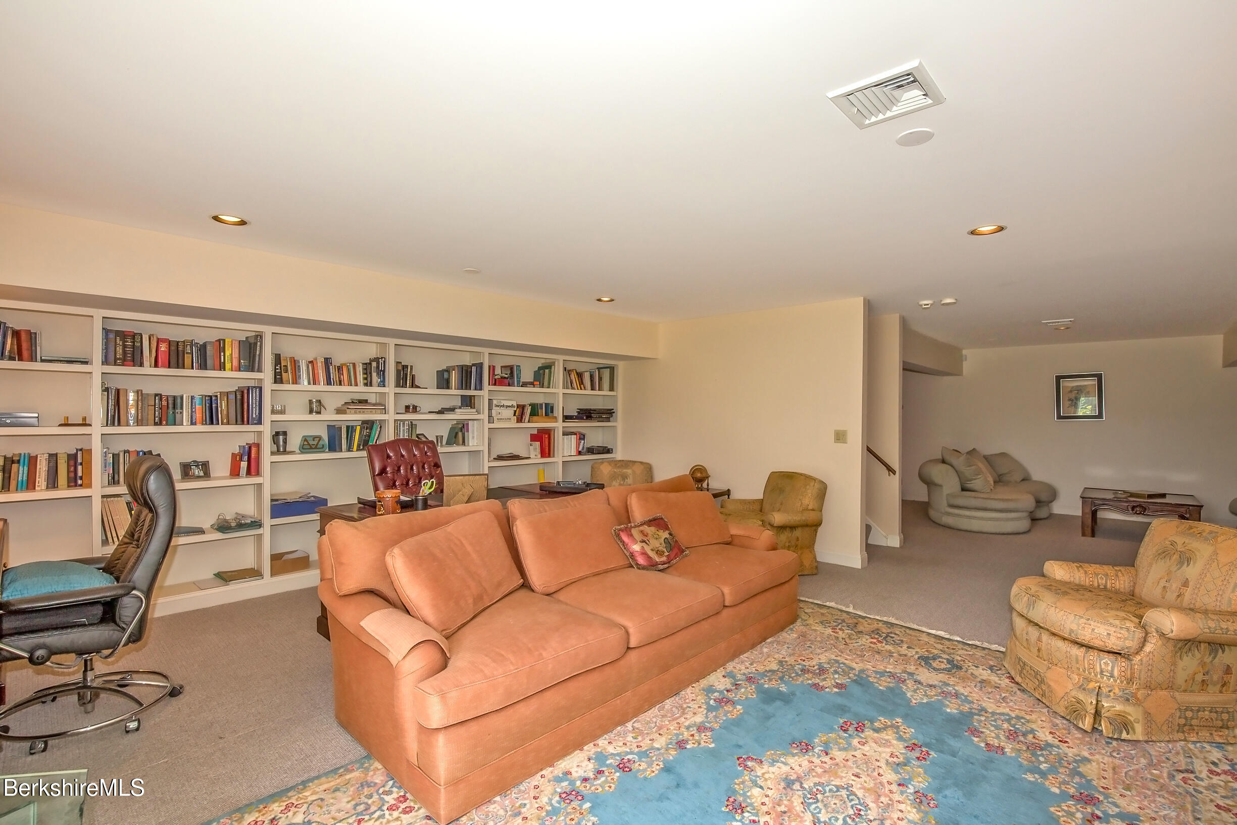 11 Blossom Hill