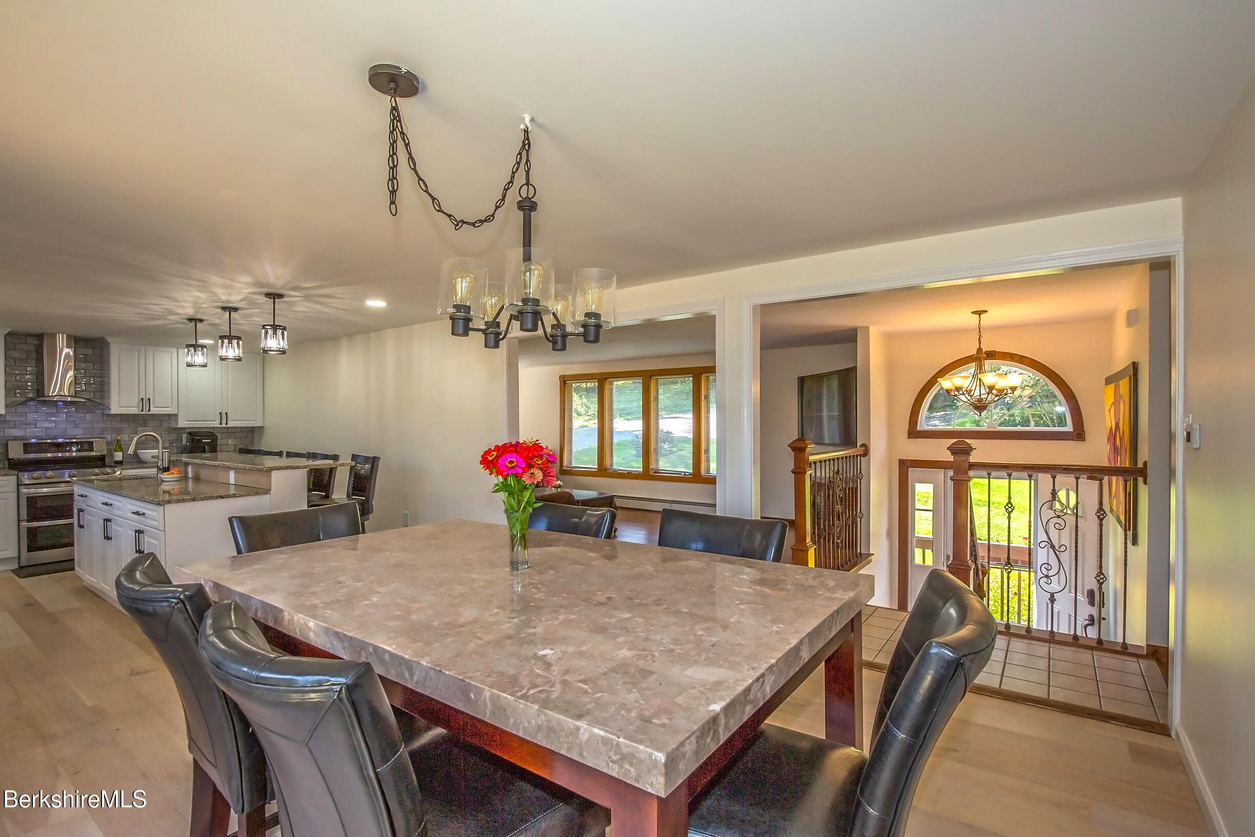 2 Caratina Ave