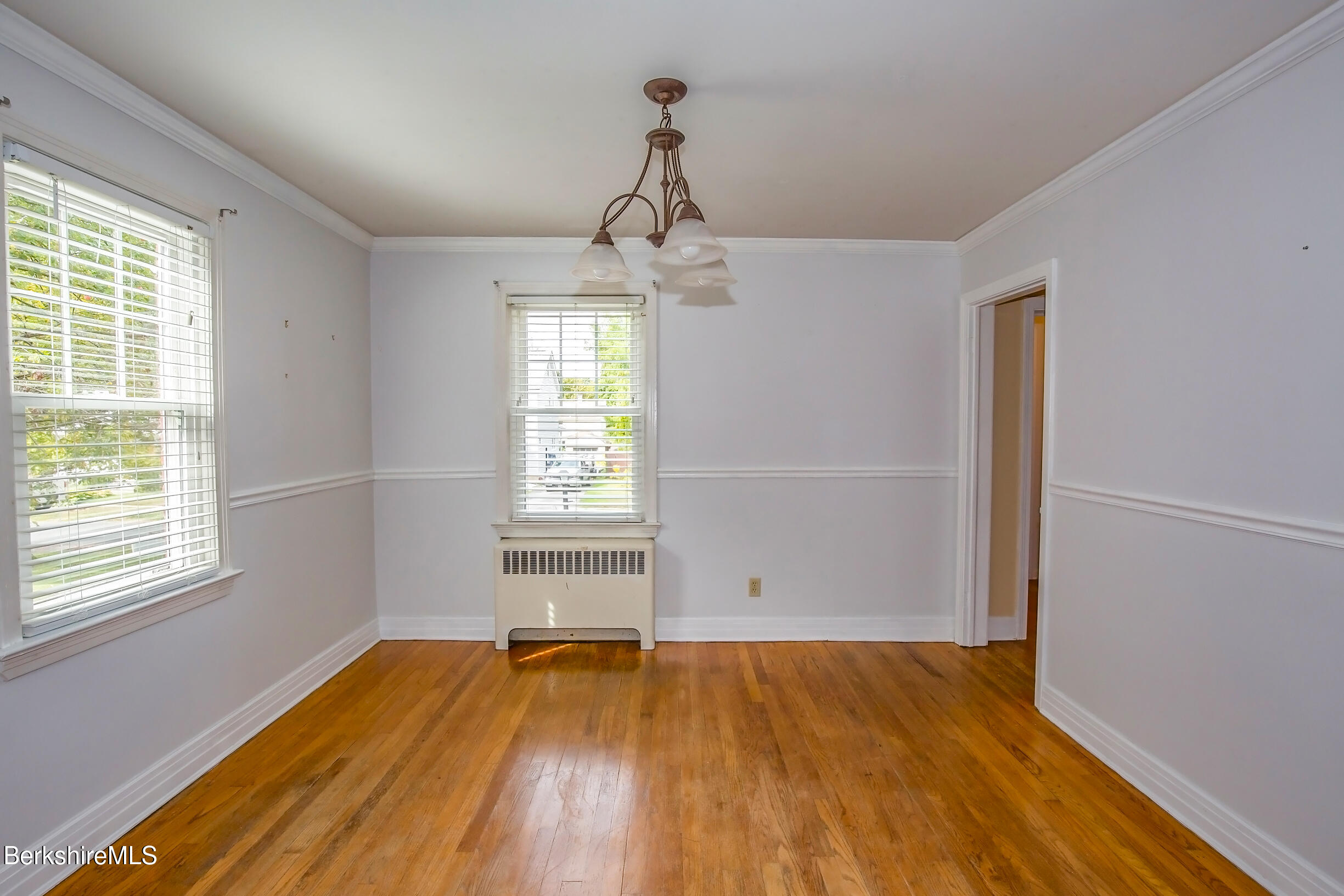 25 Putnam Ave