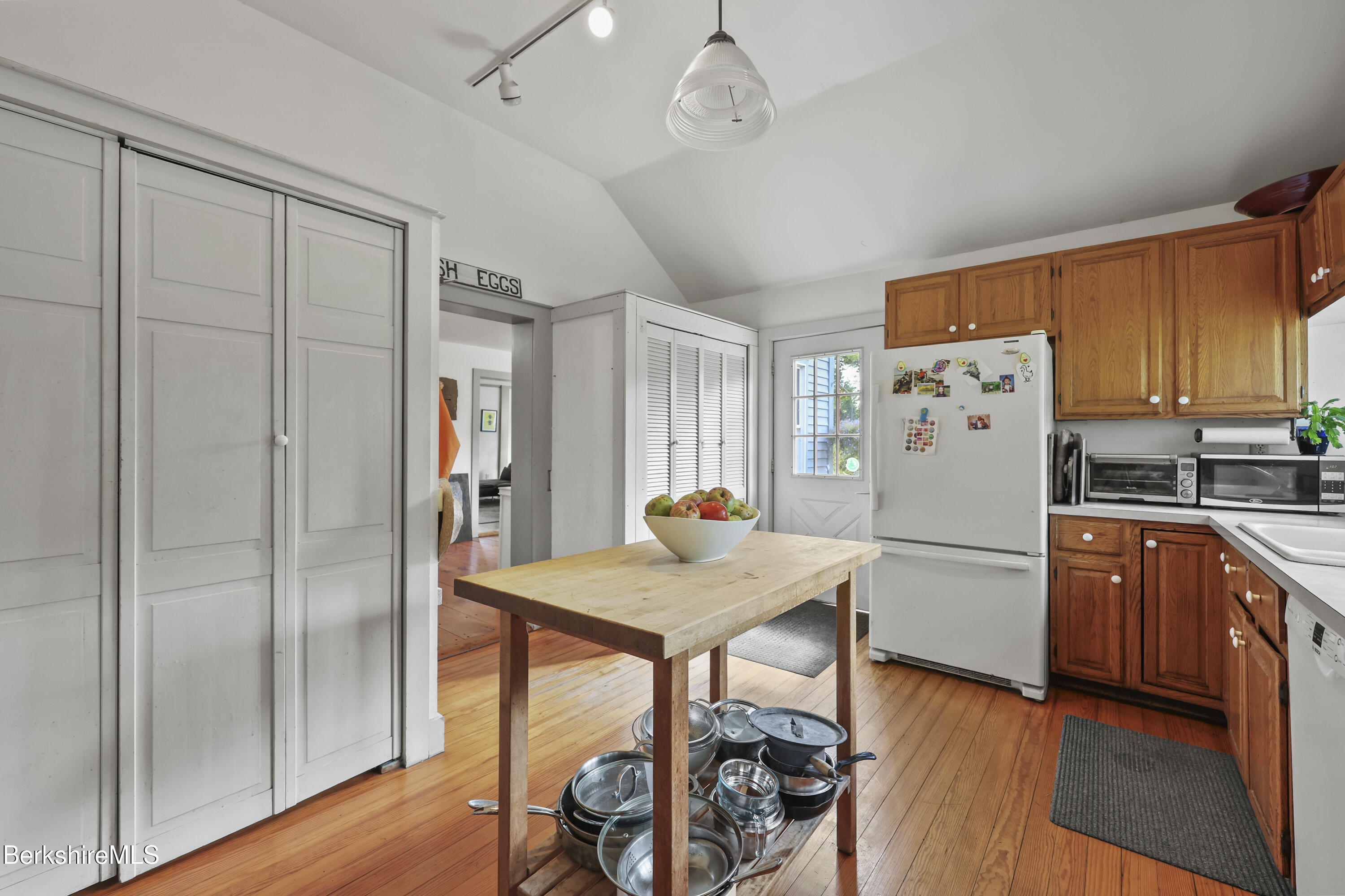276 Great Barrington Rd