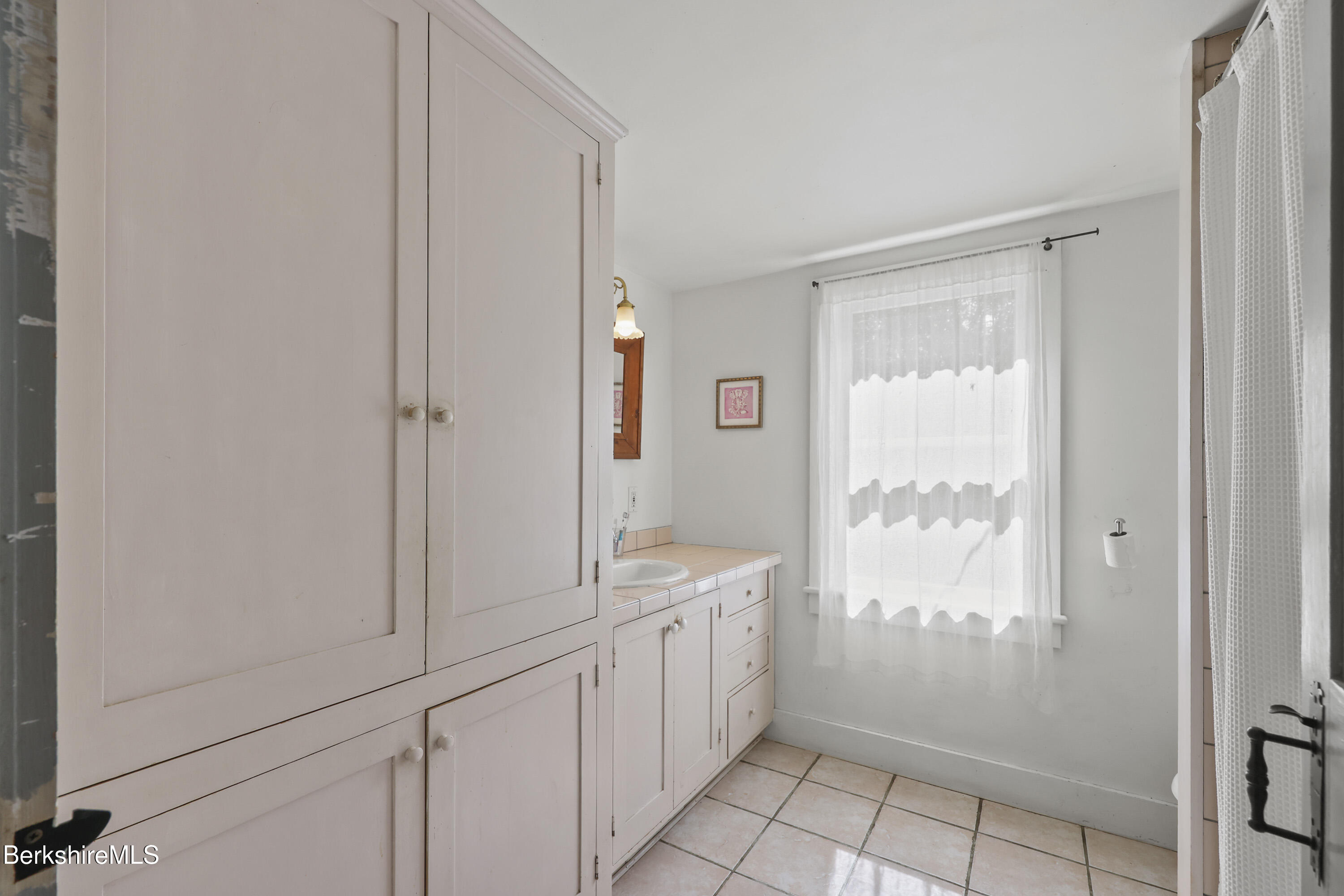 276 Great Barrington Rd