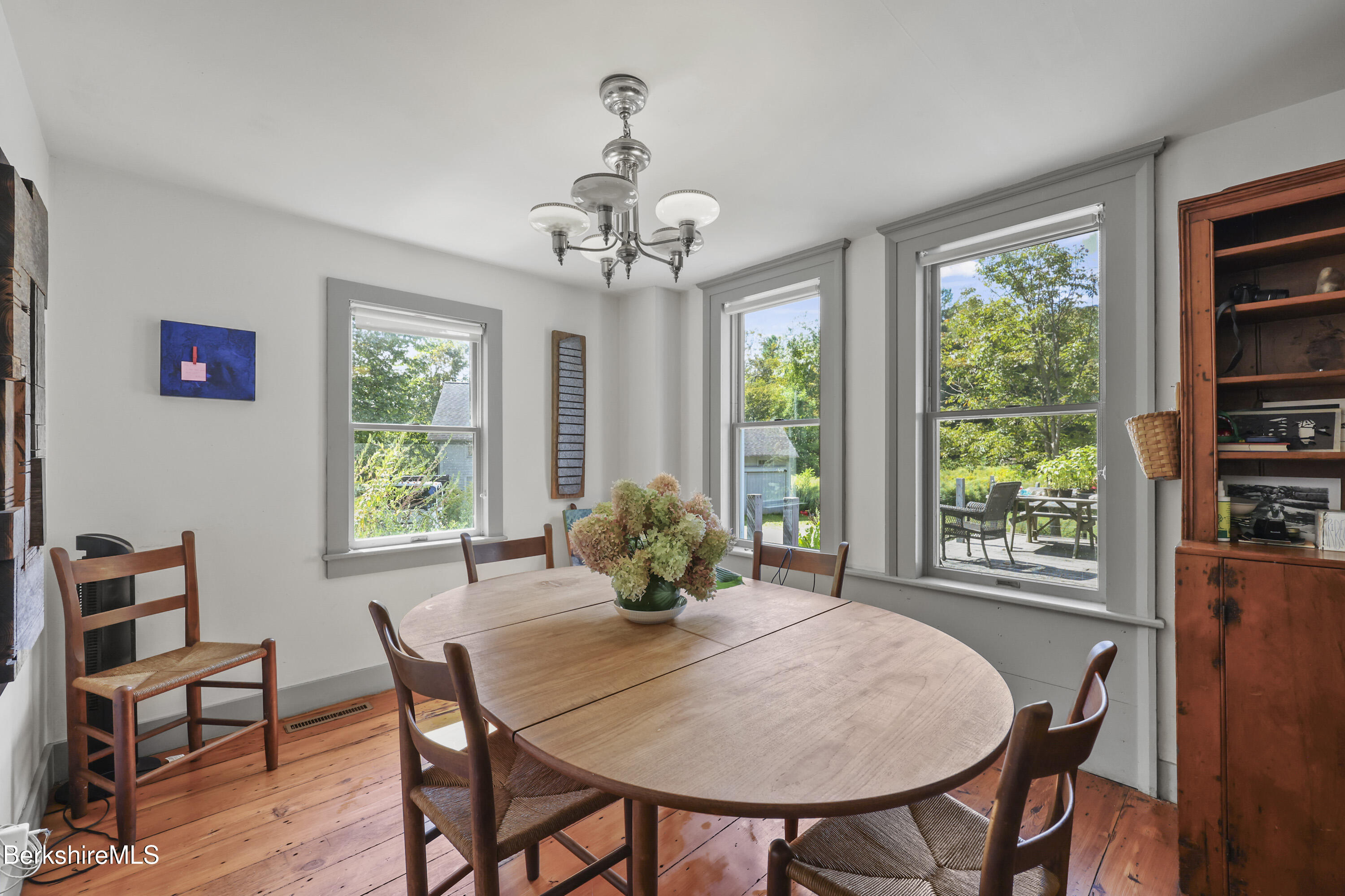 276 Great Barrington Rd