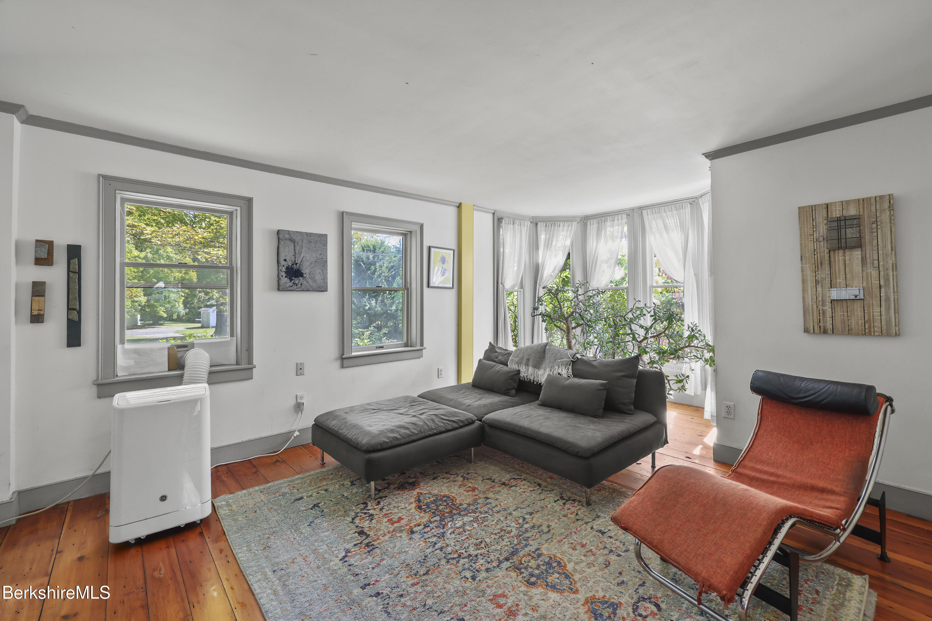 276 Great Barrington Rd