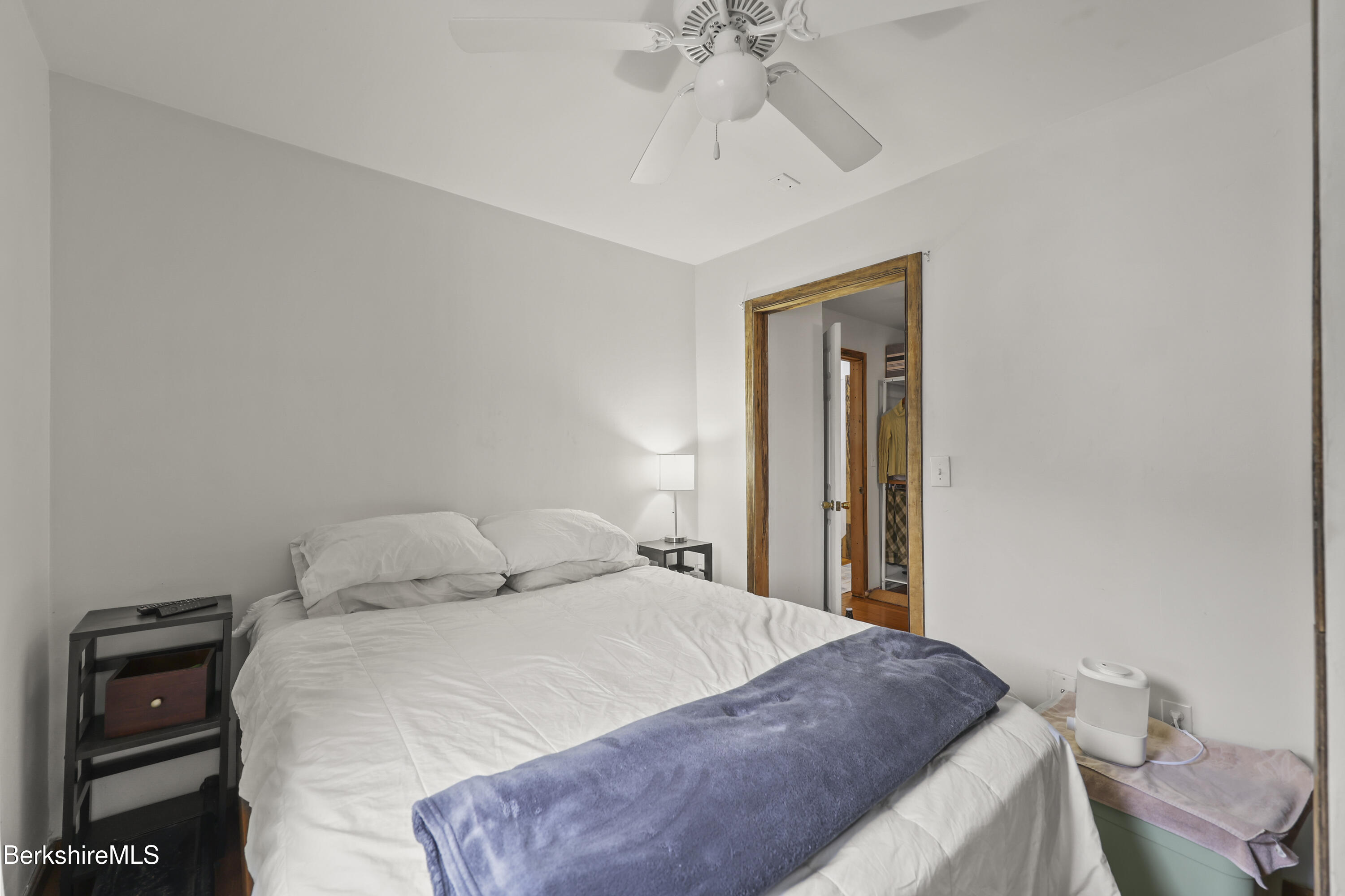 8 Duggan St