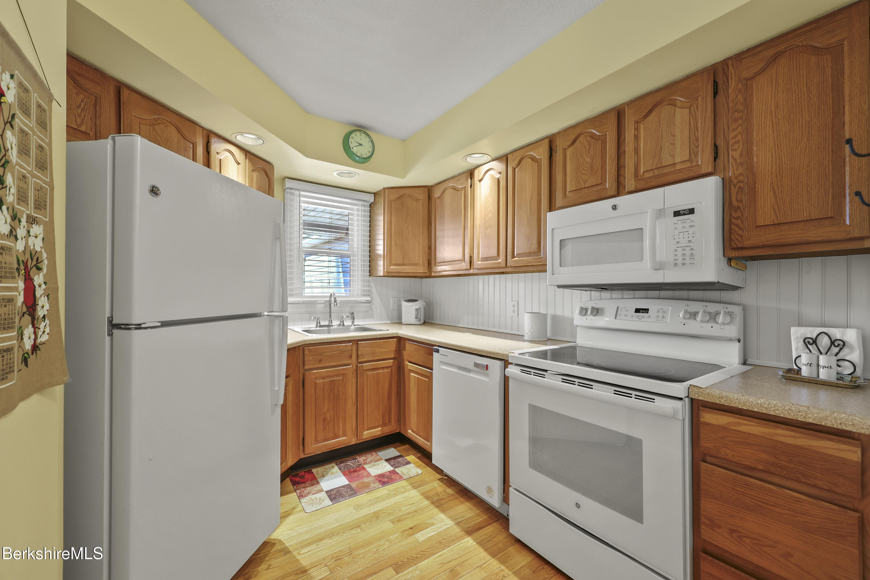 33 Walden Ln