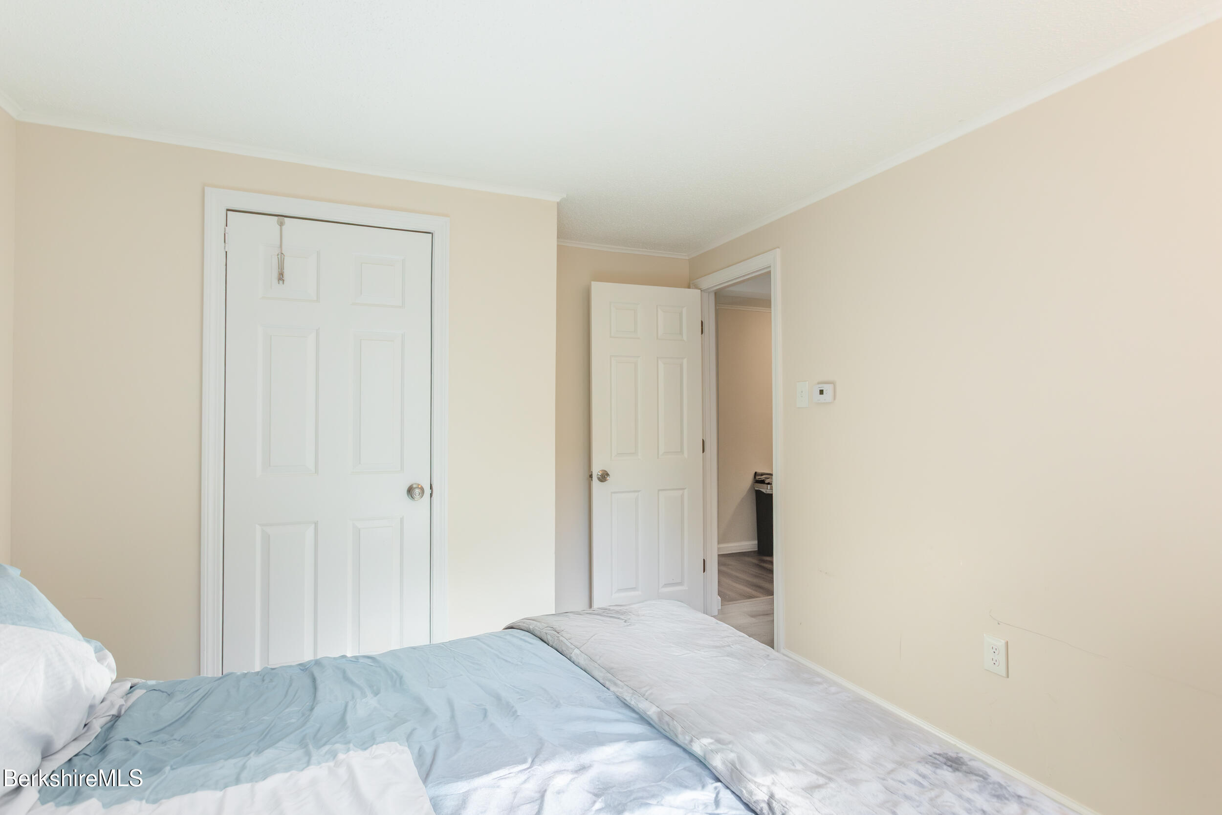 40 Curran Rd