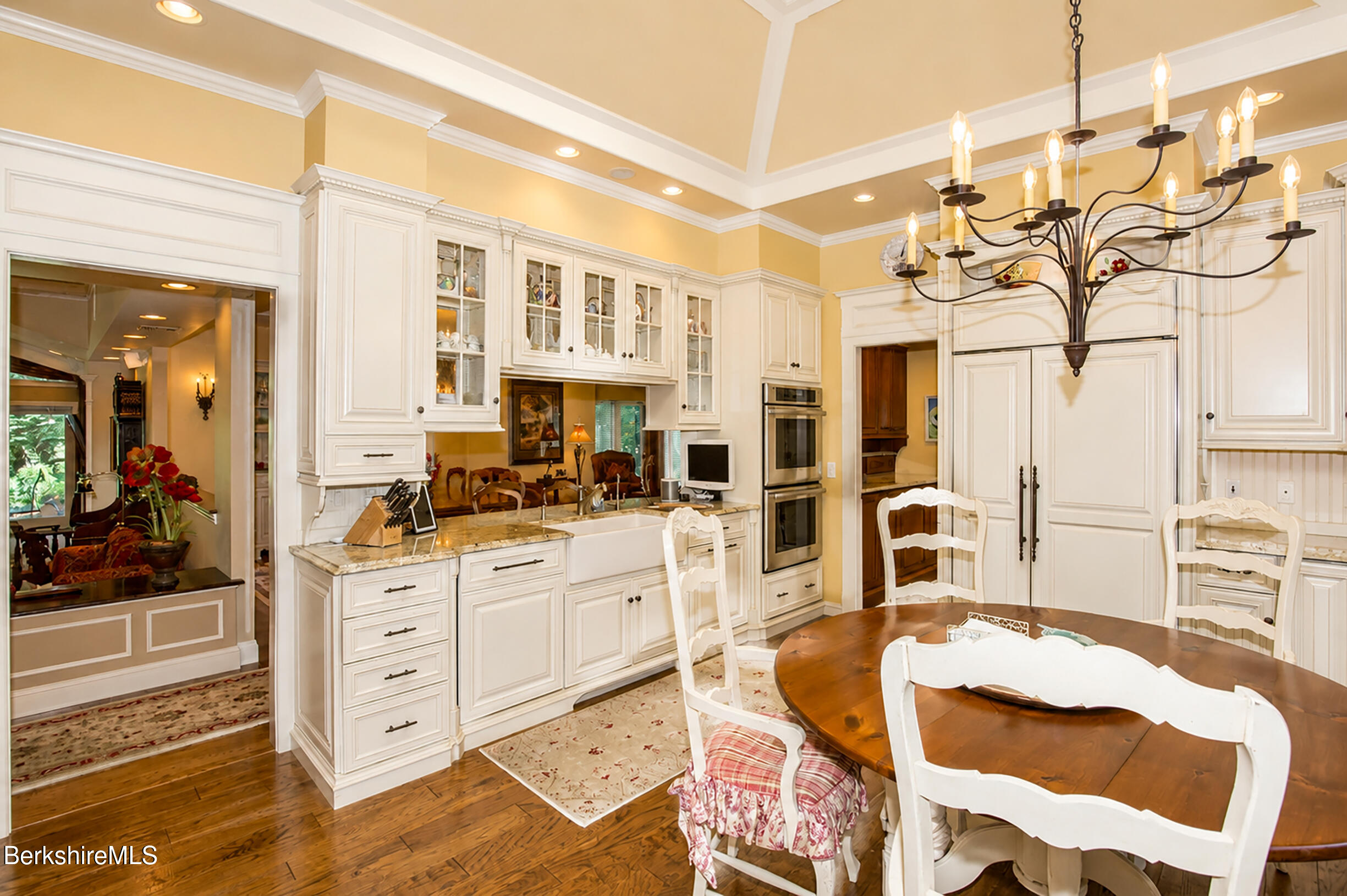 14 Fairway Dr