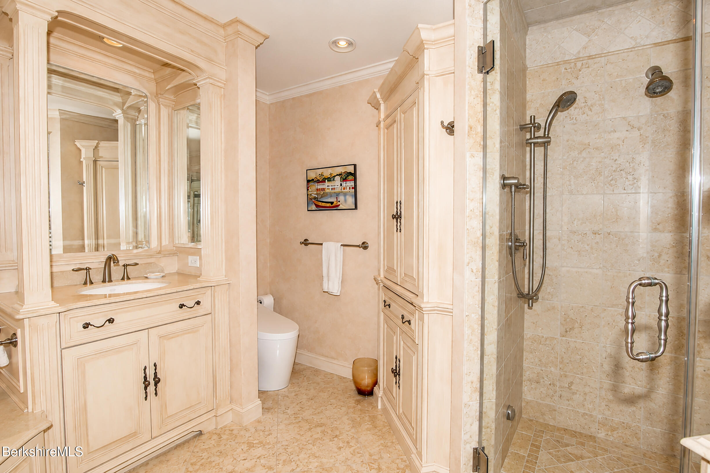 14 Fairway Dr