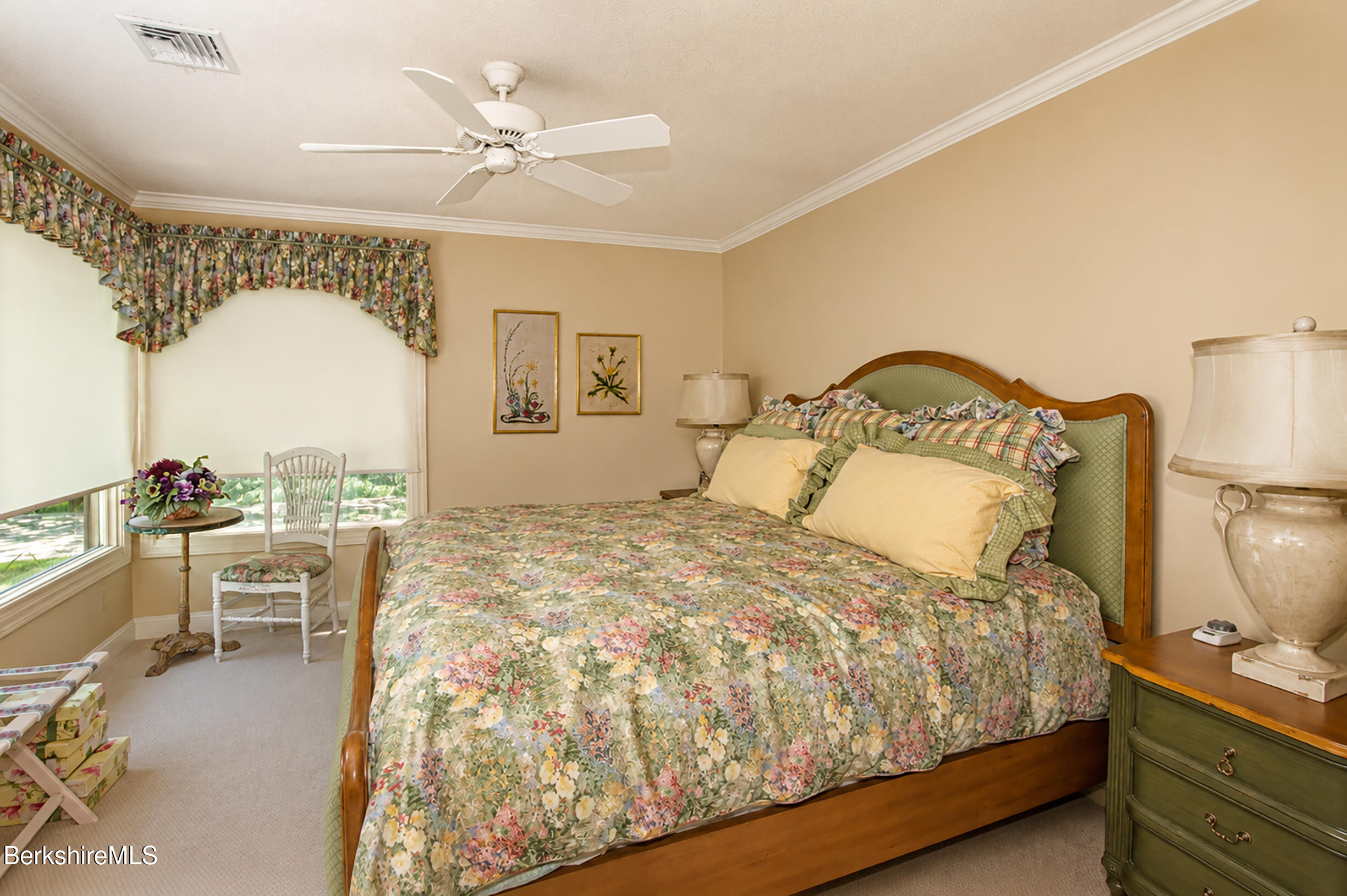 14 Fairway Dr