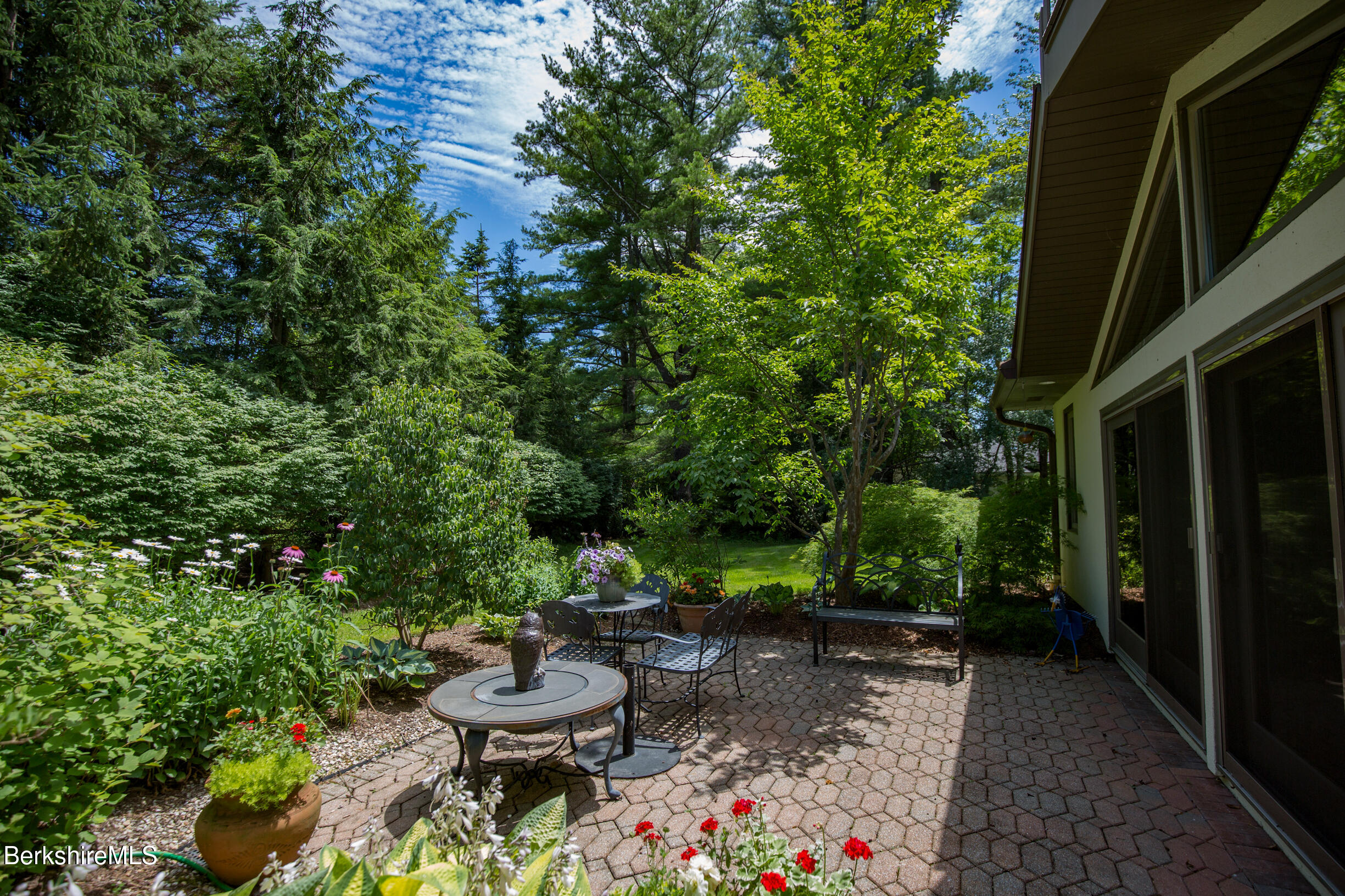 14 Fairway Dr