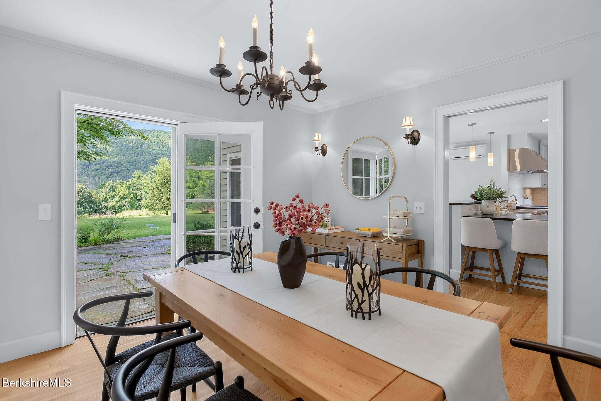 14 Old Tree Farm Rd