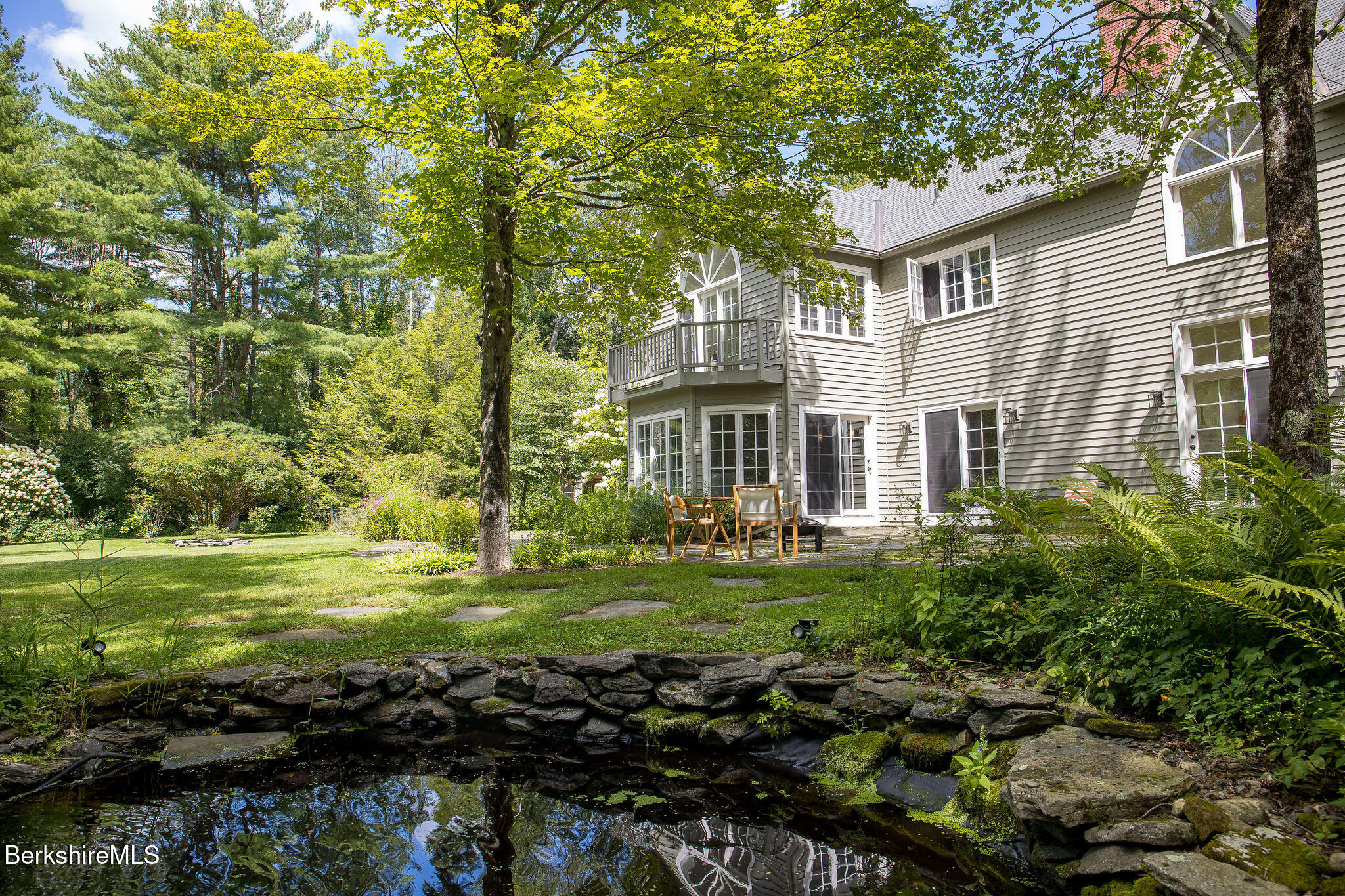 14 Old Tree Farm Rd