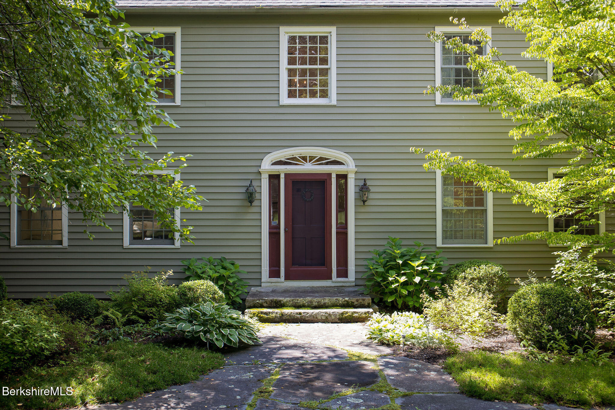 14 Old Tree Farm Rd