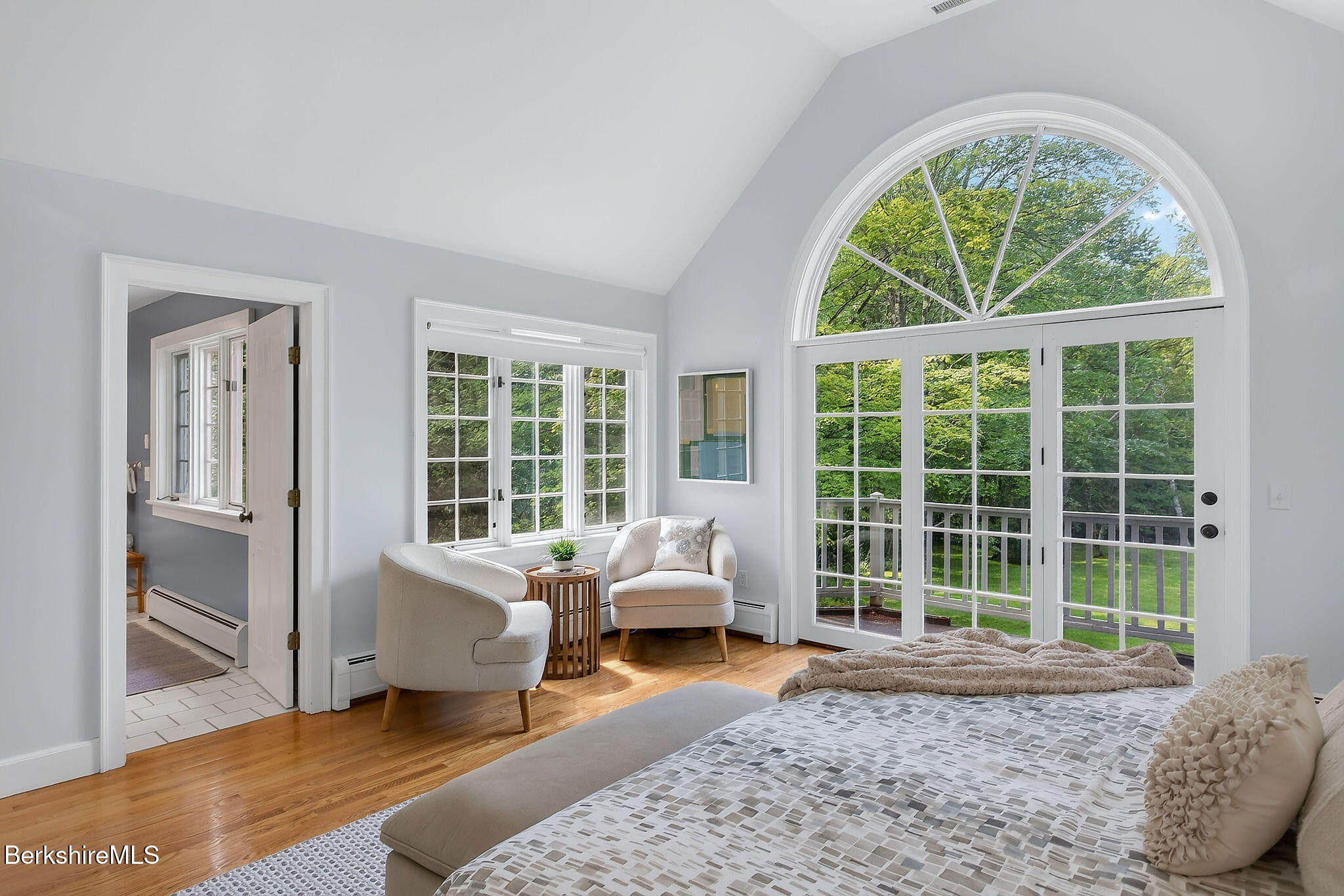 14 Old Tree Farm Rd