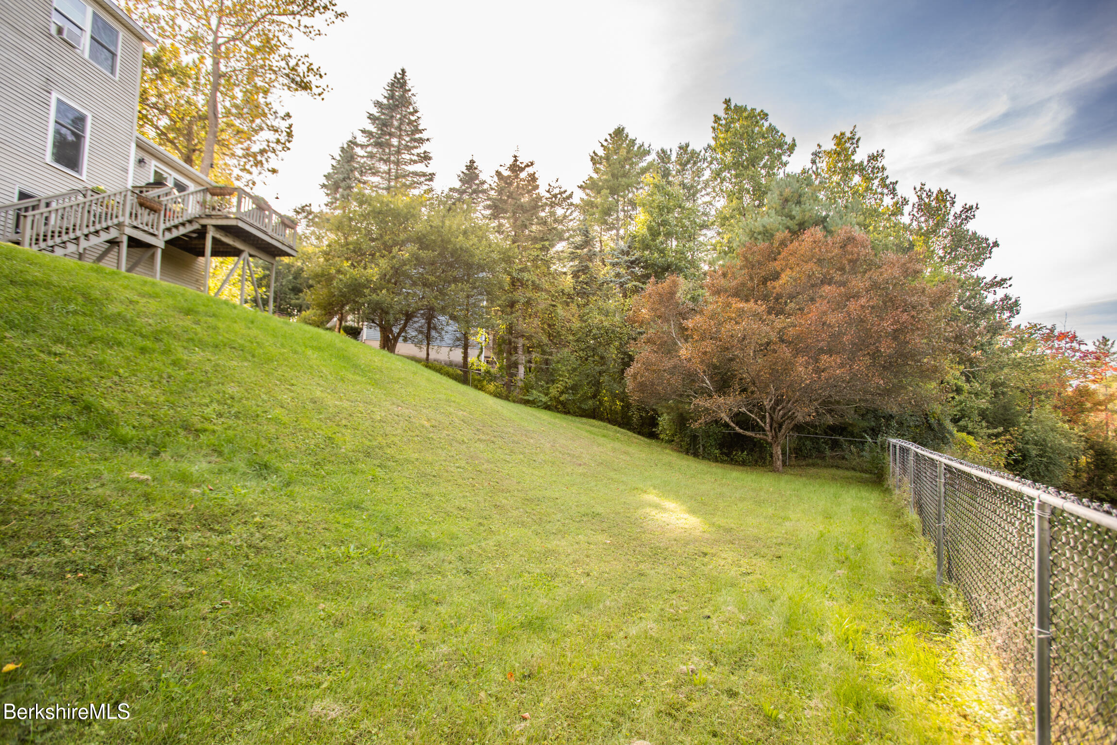 10 Caratina Dr
