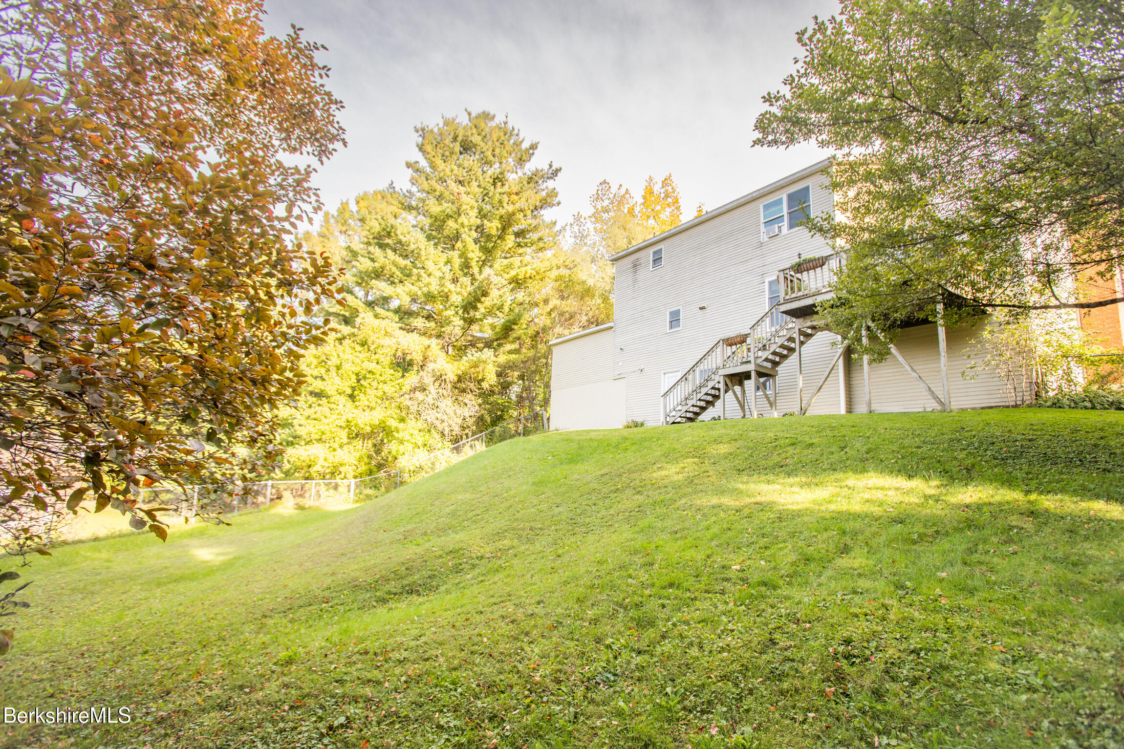 10 Caratina Dr