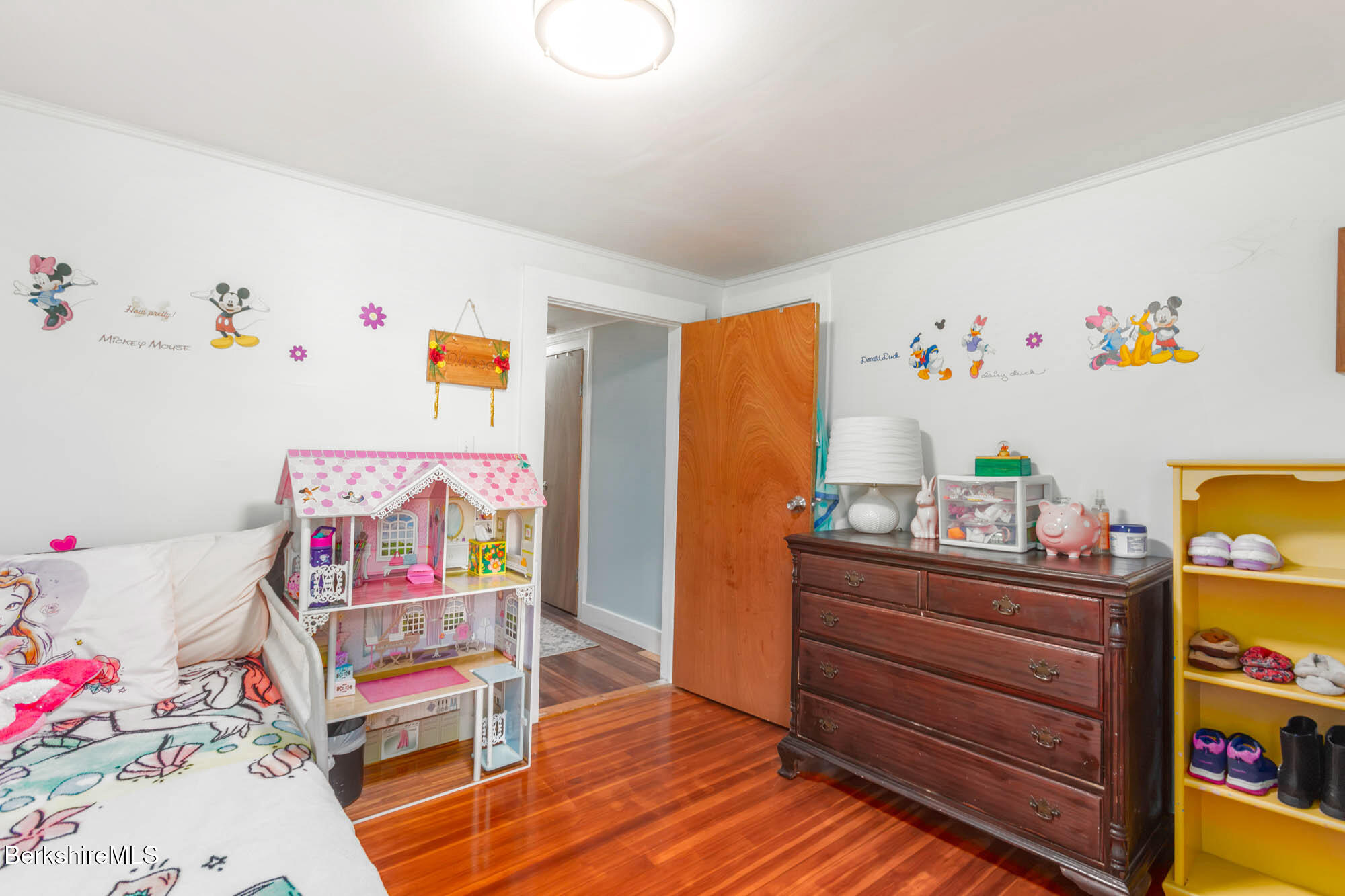 35 Danforth Ave