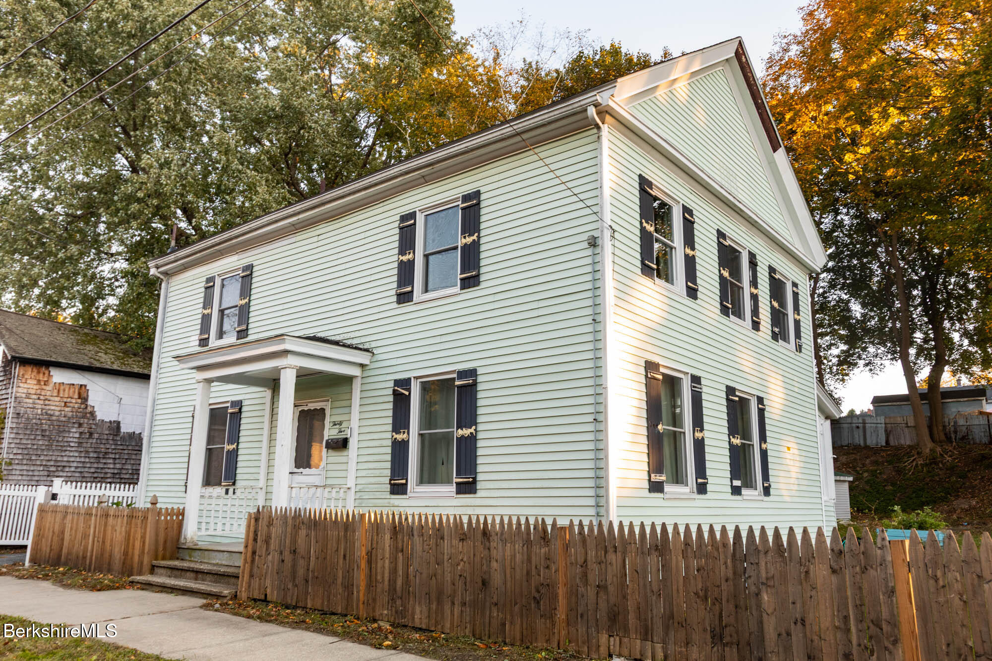35 Danforth Ave
