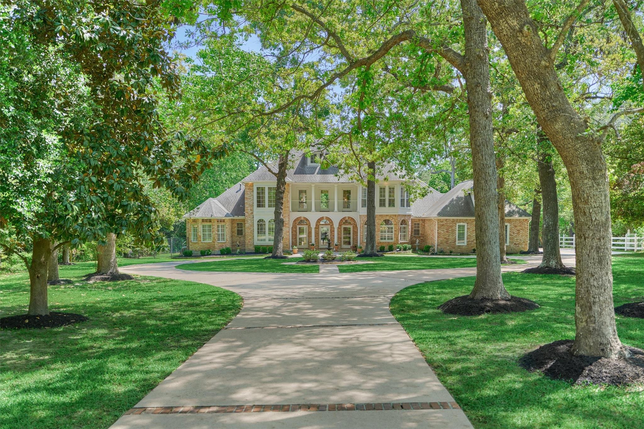 2318 Blue Lake Drive