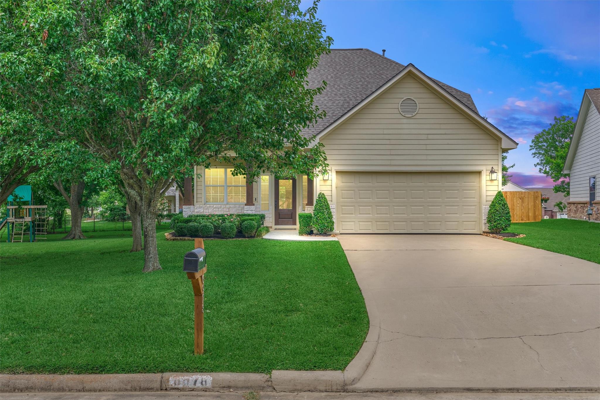 6978 Gentle Breeze Drive